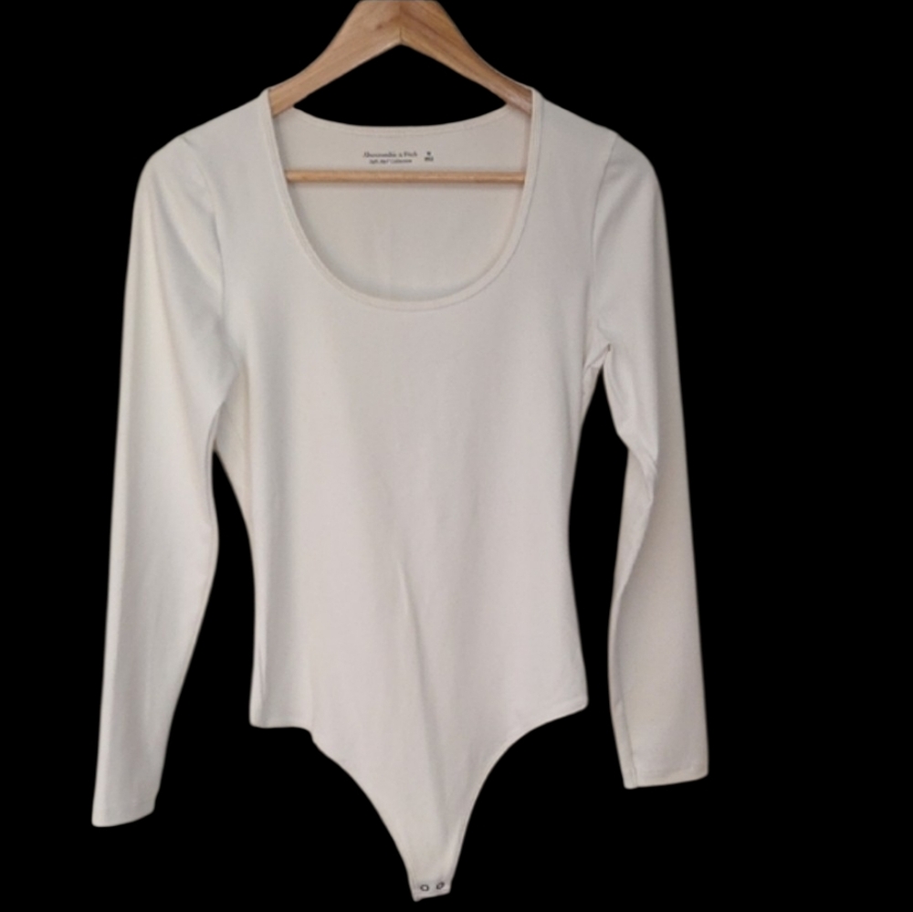 Abercrombie & Fitch White Long Sleeve Bodysuit Soft Collection